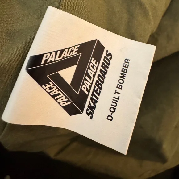 PALACE LONDON D Quilt Bomber Jacket Khaki Large - Picture 8 of 8